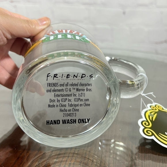 “FRIENDS” 16 oz glass mug with “Central Perk” logo on it. - Picture 8 of 8